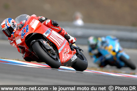 Casey Stoner et John Hopkins - Grand Prix MotoGP de République Tchèque 2007 : le tour par tour sur Moto-Net.Com