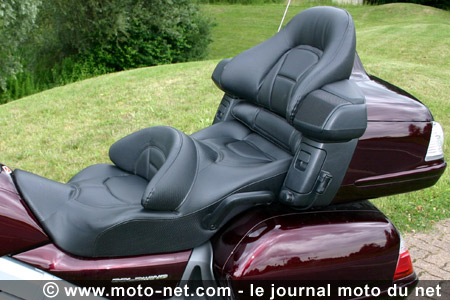 Essai Honda GL 1800 GoldWing : le monospace des deux-roues