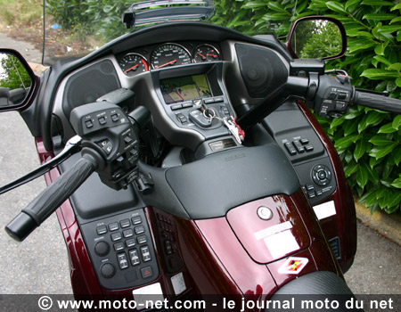 Essai Honda GL 1800 GoldWing : le monospace des deux-roues