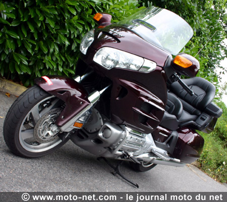 Essai Honda GL 1800 GoldWing : le monospace des deux-roues