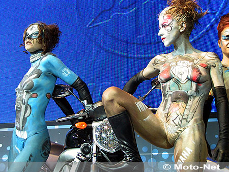 Show Yamaha