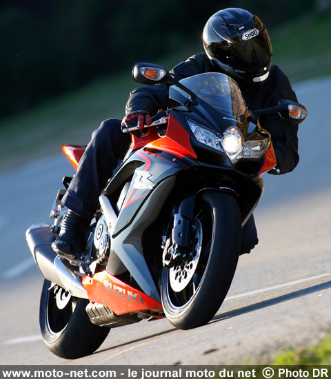 Test Suzuki GSX-R 750 : Grosse Supersport, petite Superbike ou autre ?