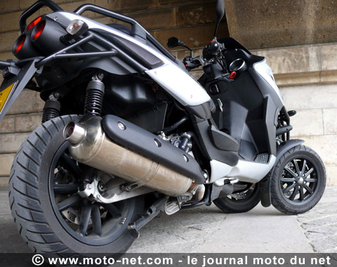 Essai Gilera Fuoco 500 : Gilera invente le Sport Utility Tricycle