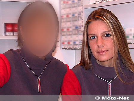 Laura et Valérie, hôtesses