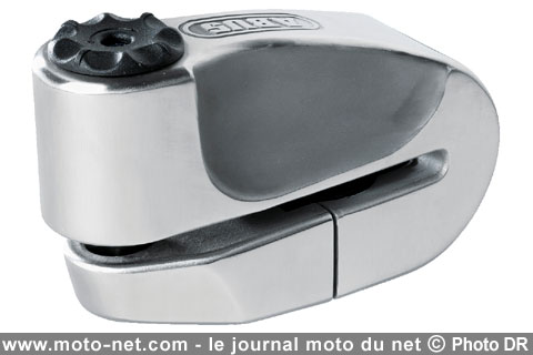 Abus met son expérience au service des motards