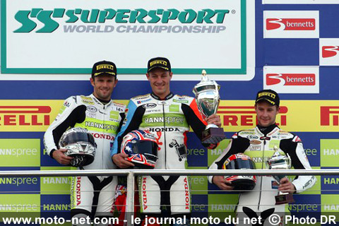 Joshua Brookes 1er, Andrew Pitt 2ème et Jonathan Rea 3ème - Mondial Superbike Europe 2008 : Racing in the rain