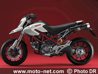 Hypermotard Pearl White - Nouveautés Ducati 2009 : Monster 1100, grand frère de la 696