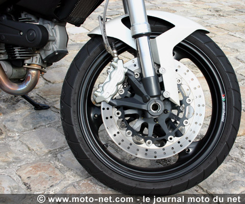 Essai Ducati Monster 696 : Un monstre de facilité