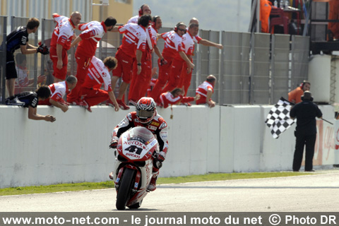 Mondial Superbike Valence 2009 : Haga prend le large à Valence