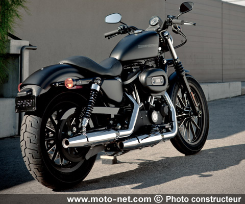 Test Harley-Davidson Iron 883 : Le benjamin des Dark Customs arrive en ville