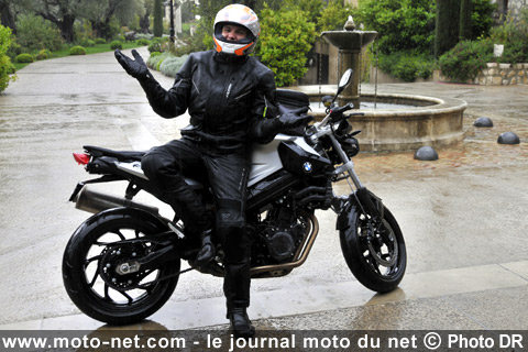 Test BMW F 800 R : Quand BMW lance enfin son petit roadster !