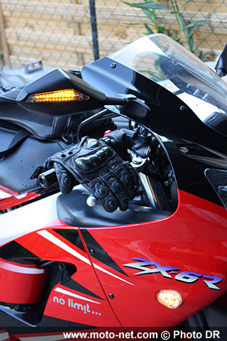 Rétroviseur à LEDs monté