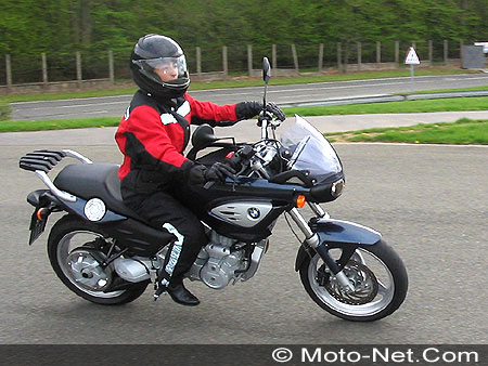 Stage de sécurité moto avec Vincent Eisen sur le circuit Jean-Pierre Beltoise à Trappes