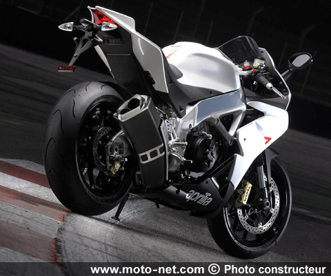 Test RSV4 R : le retour gagnant d'Aprilia !