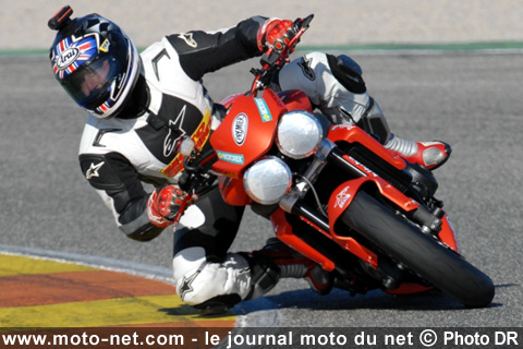 Keep the rhythm : Triumph met les bouchées triple en 2010