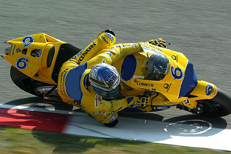 Grand Prix moto de Catalunya 2004 : le tour par tour