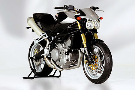 Les modèles 2005 au Salon de Bologne 2004