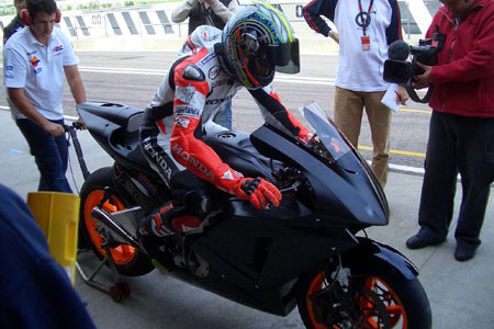 Biaggi pilote officiel du HRC en 2005