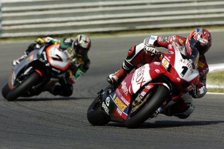 Les manches Superbike et Supersport de Misano 2005 sur Moto-Net