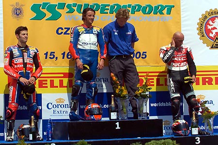 Les manches Superbike et Supersport de Brno 2005 sur Moto-Net