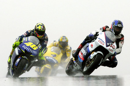 Le Grand Prix de Grande-Bretagne Moto 2005 : le tour par tour sur Moto-Net