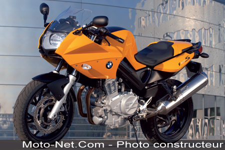F 800 S : un bicylindre en ligne chez BMW !