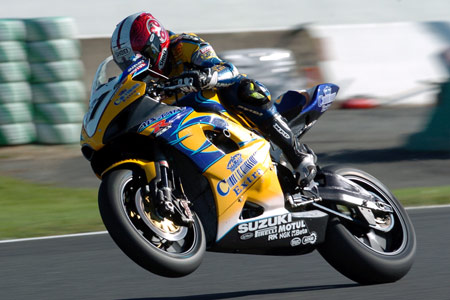 Les manches Superbike et Supersport de Magny-Cours 2005 sur Moto-Net