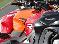 2014 : Essai comparatif les Quatre Fantastiques (S1000R, Monster 1200, Superduke R et Z1000)