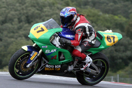 Dream Cup : douze filles sur le circuit de Ledenon