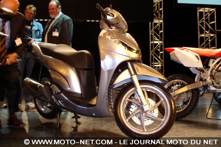 Nouveautés 2007 : Honda présente sa nouvelle Hornet 600