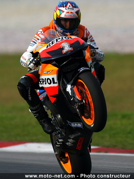 Essais MotoGP Sepang II : Les Suzuki harcèlent le Doctor