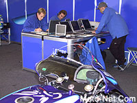 Une batterie d'ordinateurs permettent aux pilotes d'obtenir les réglages les plus précis