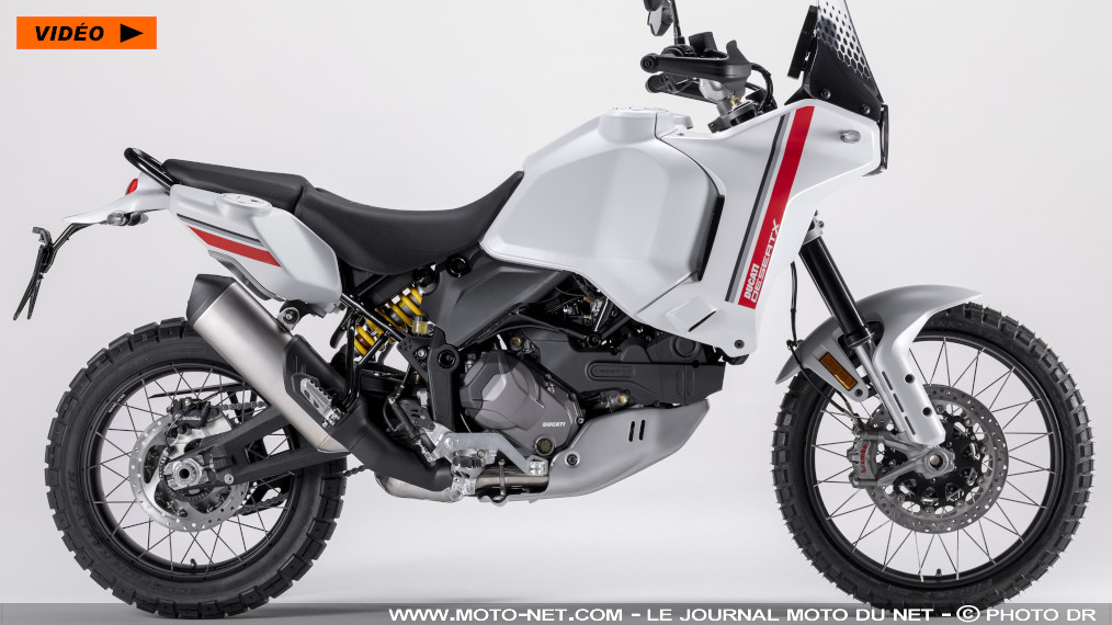 Ducati se lance pour de bon dans le trail avec son inédite DesertX 