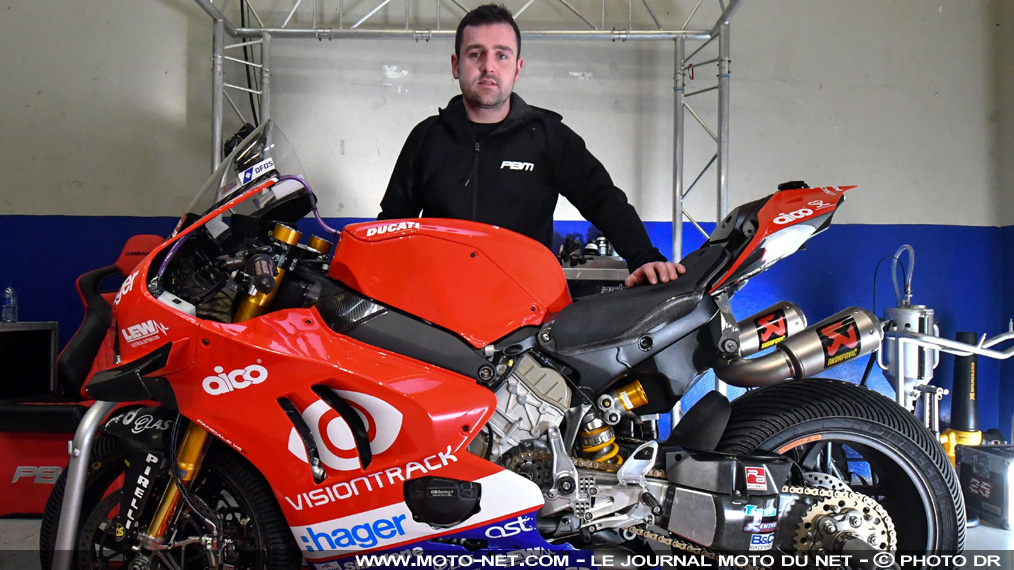 Michael Dunlop sur une Panigale V4R du team PBM au Tourist Trophy 2020