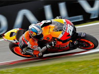 MotoGP Assen Libres 3 : Stoner sonné, Pedrosa premier