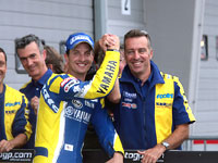 Colin Edwards reste chez Yamaha Tech 3 en 2009 Colin Edwards reste chez Yamaha Tech 3 en 2009